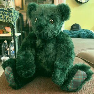 Vermont Teddy Bear 20 In. Special Edition RETIRED Classic Christmas Plaid Bear